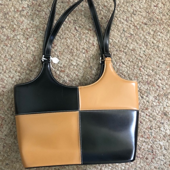 Purses - Picture 1 of 7